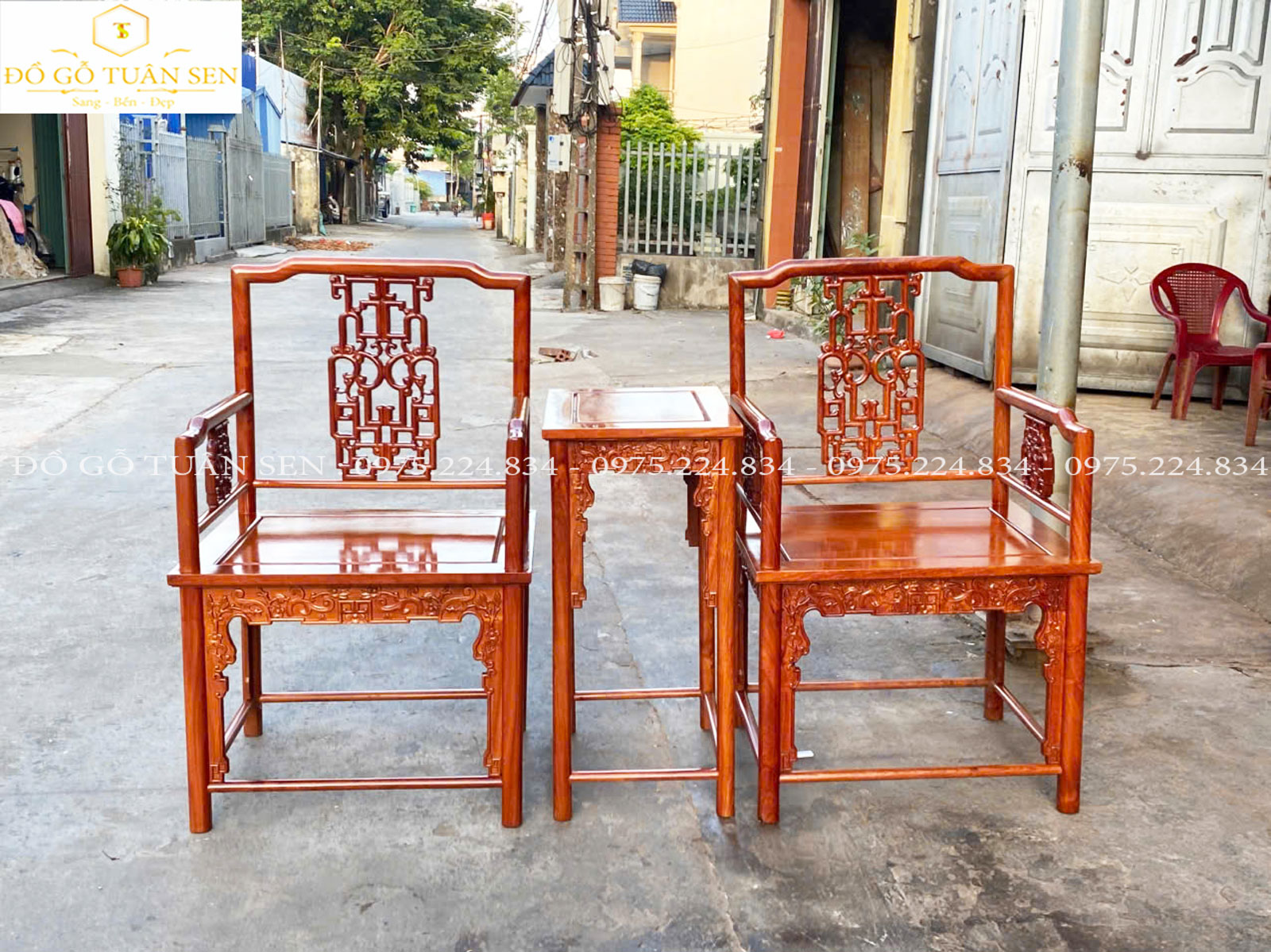 Hình ảnh Bộ ghế vách tàu gỗ hương